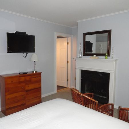 Warrensburg The Bond 1786 Inn (Adults Only) חדר תמונה