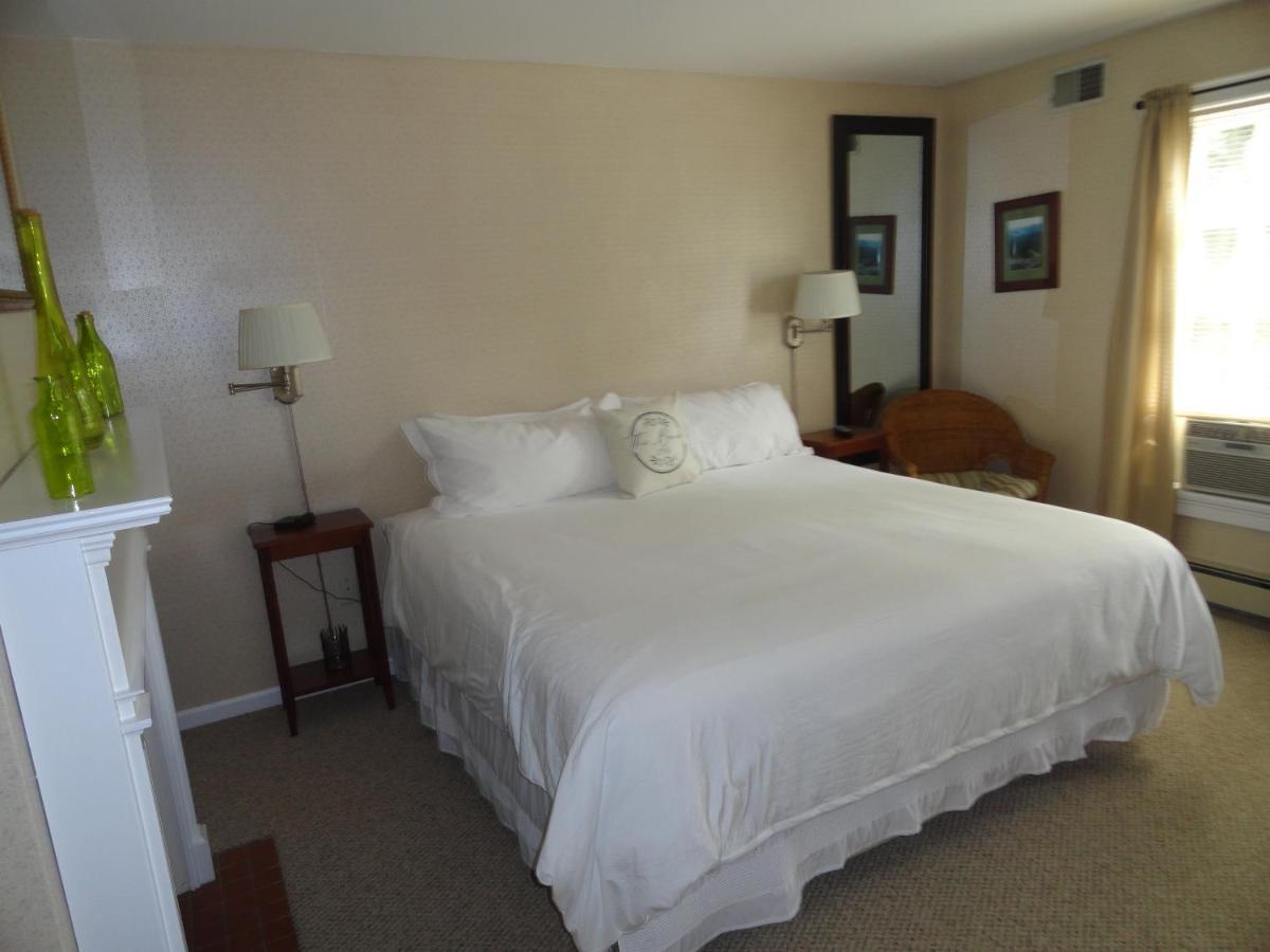 Warrensburg The Bond 1786 Inn (Adults Only) חדר תמונה